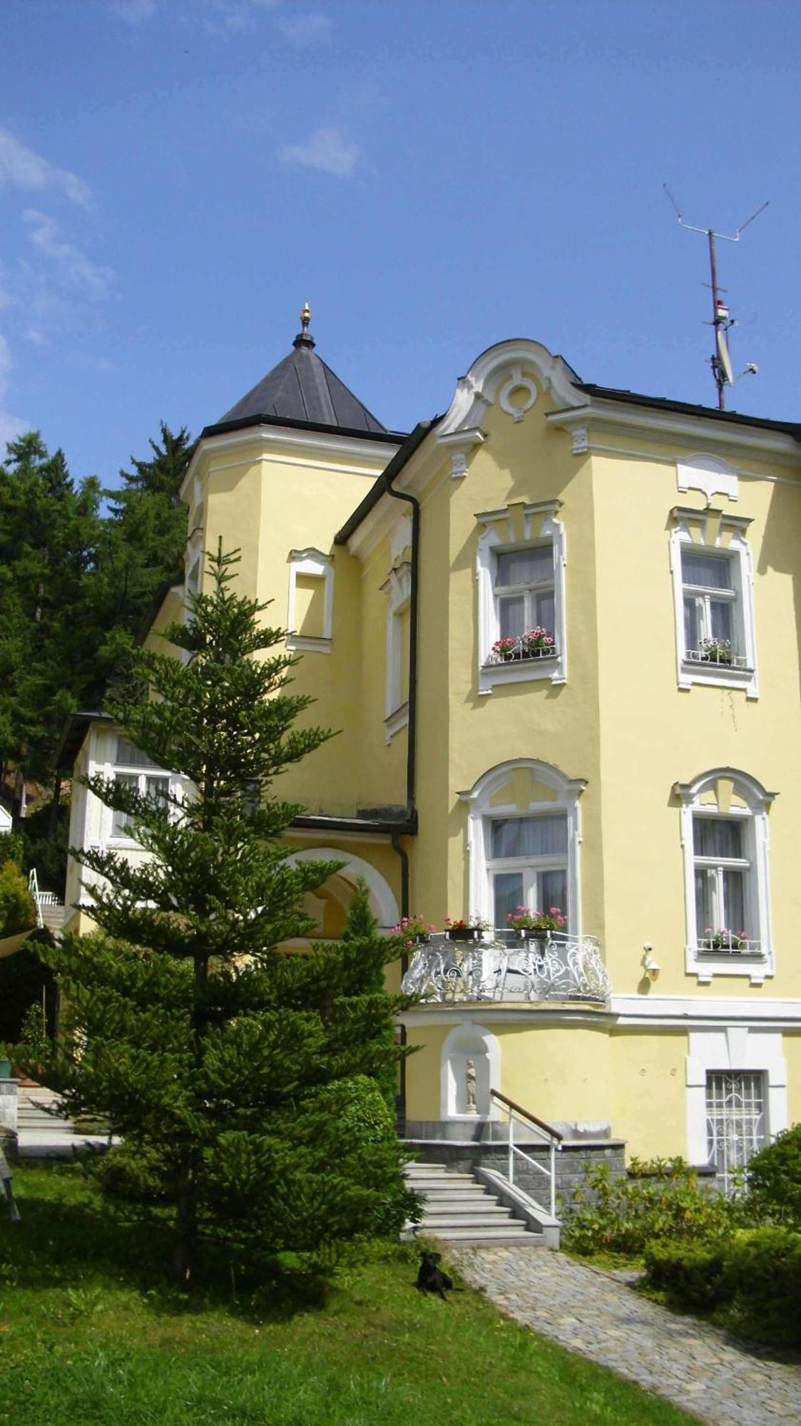 Mariánské Lázně Villa Sonnenstrahl מראה חיצוני תמונה